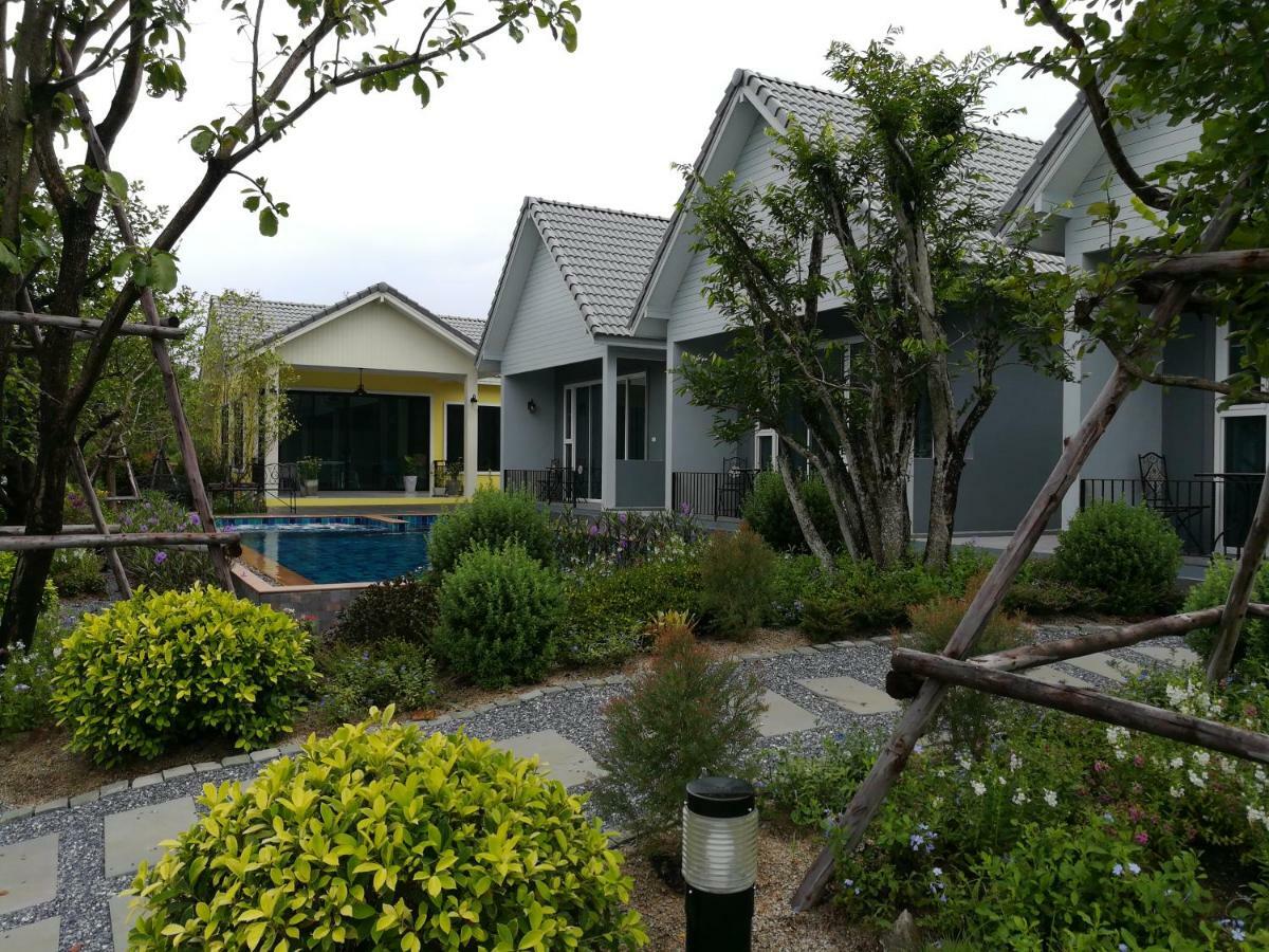 Baan Phurit Khaoyai Otel Pak Chong Dış mekan fotoğraf