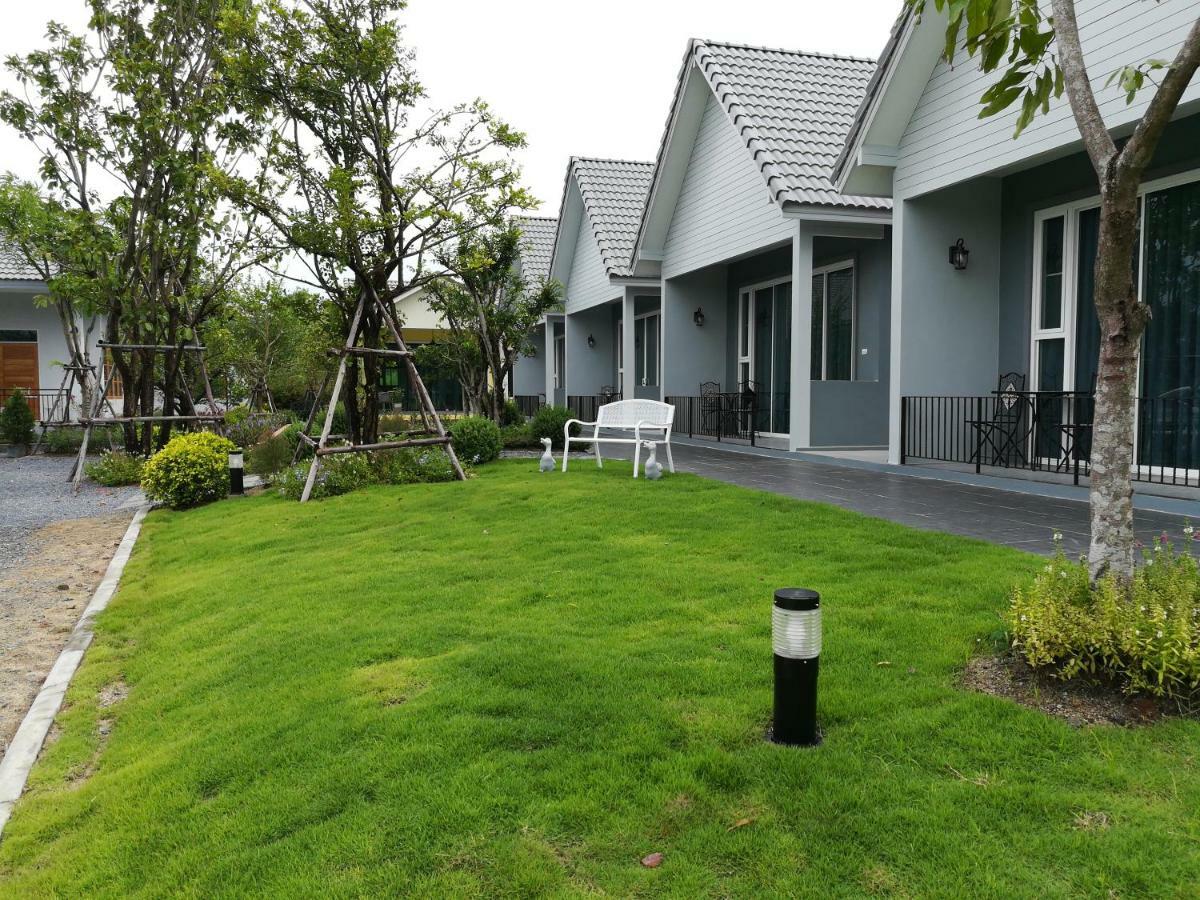 Baan Phurit Khaoyai Otel Pak Chong Dış mekan fotoğraf